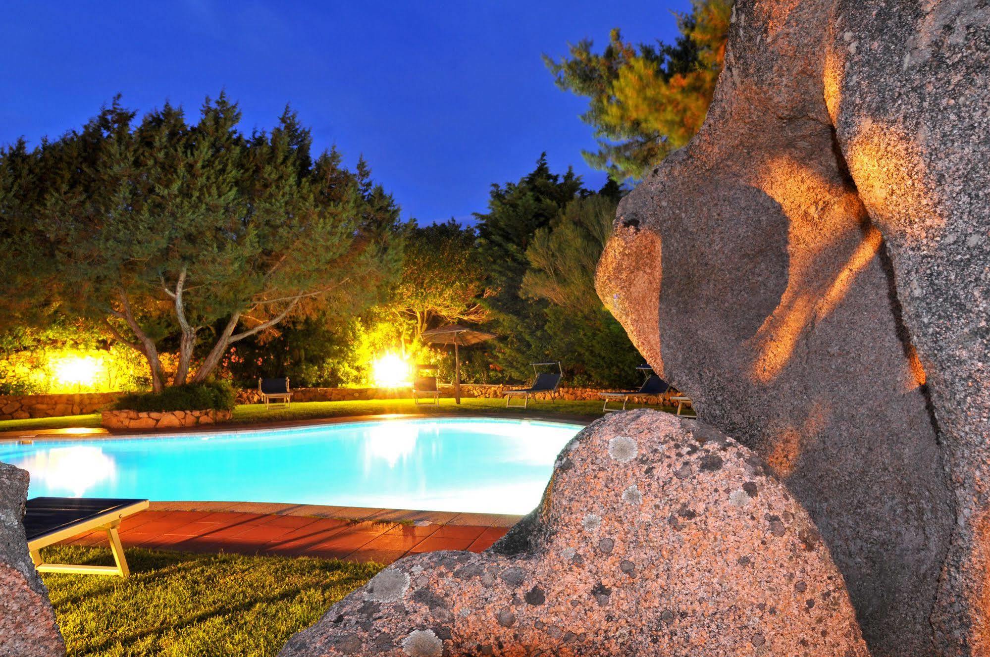 Hotel Il Piccolo Golf ポルト・チェルボ エクステリア 写真